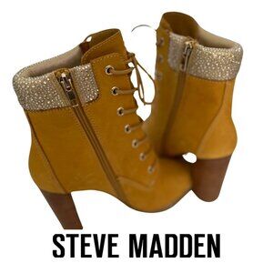 NWT Steve Madden Pointed Toe Leather Ankle Boots Women's Size 7.5